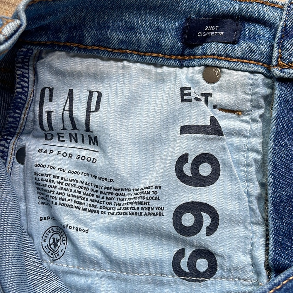 Gap Jeans - Picture 9 of 9